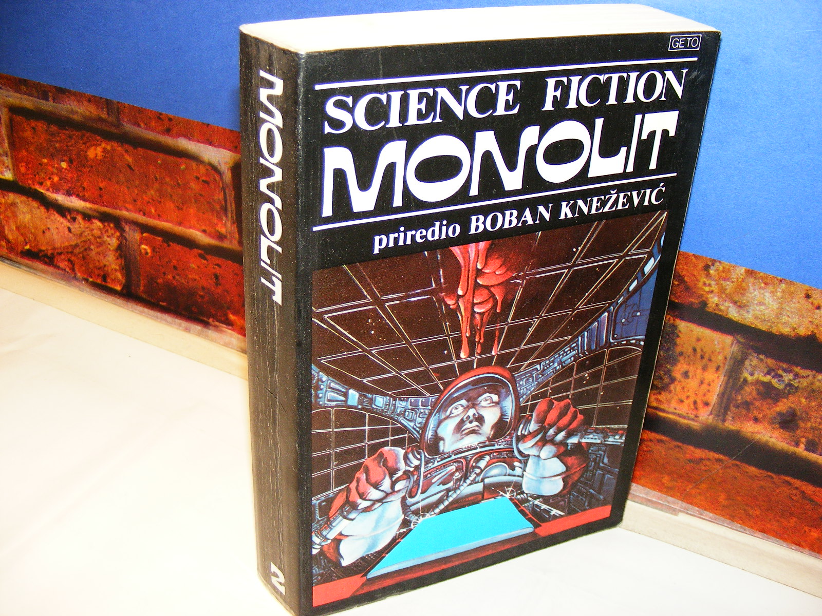 Monolit 2 Science Fiction Almanah