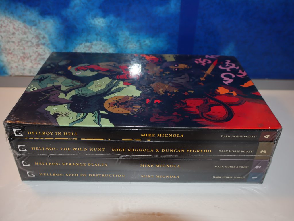 COLLECTING HELLBOY OMNIBUS VOLUMES 1-4